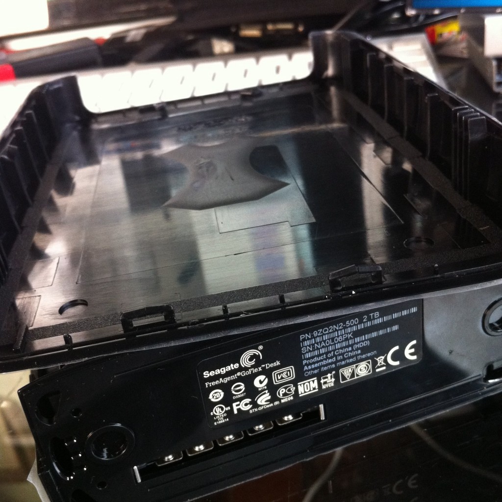 Seagate FreeAgent GoFlex Desk disassembly « Computer Solutions Blog